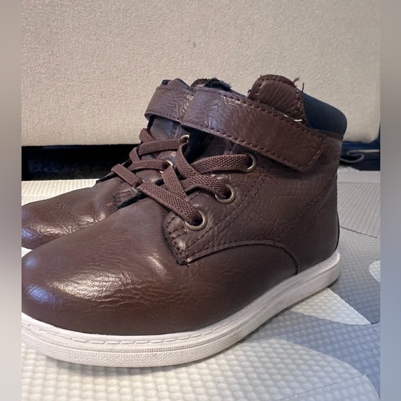 American Eagle toddler boots, Size 8, chocolate brown colour - Picture 5 of 9